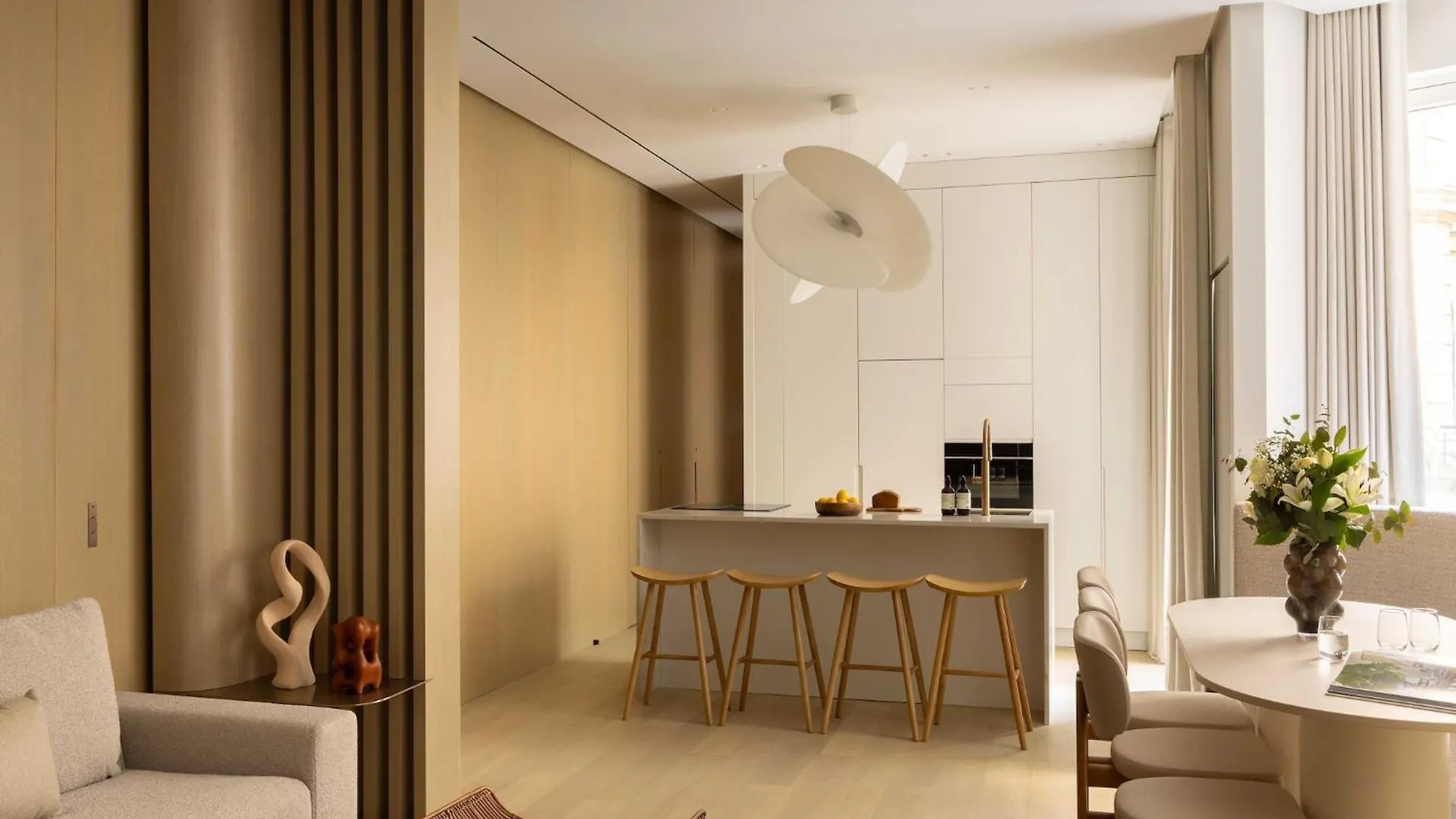 Luxury Flat -2Br 6P- Madeleine Saint Honore Париж 0*,  Франция